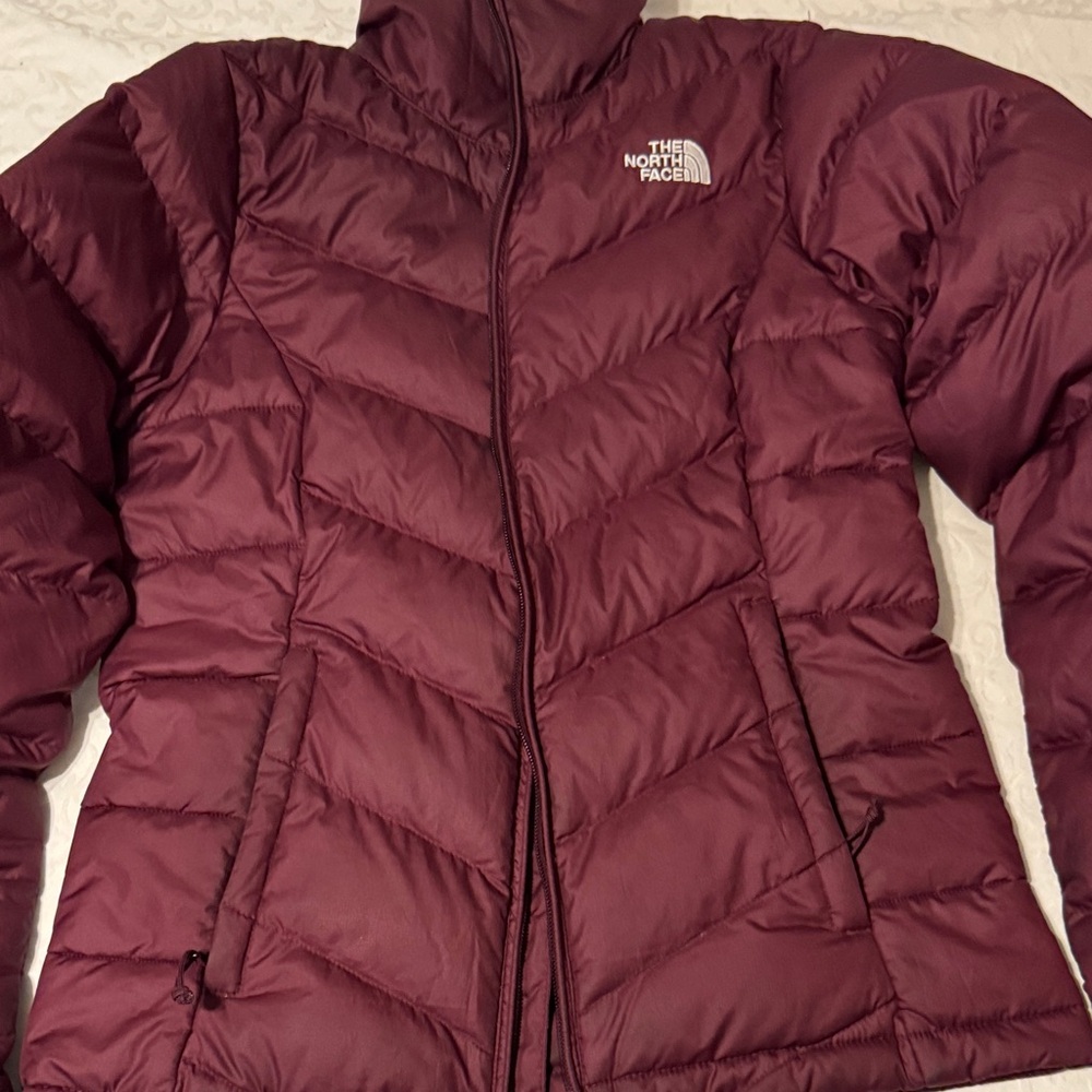 The North Face Women's Maroon Puffer Jacket
